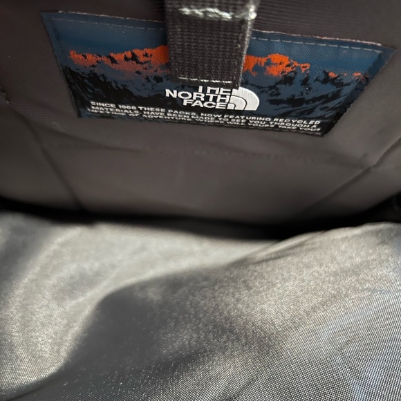 The North Face Recon Backpack - Dark Olive Green - Picture 7 of 8